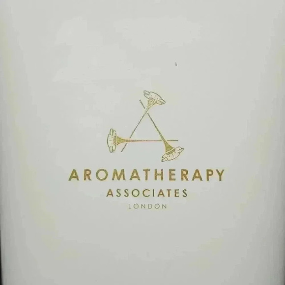 Aromatherapy Associates Revive Body Gel - Picture 11 of 12